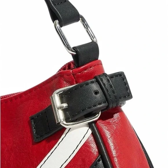 Stylish Red and Black Women's Shoulder Bag - Picture 3 of 3